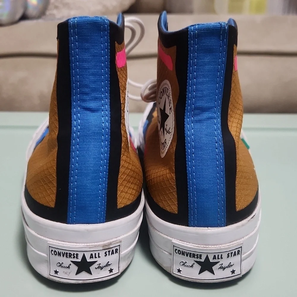 Chuck Taylor 70 Trail Hi-Top Sneakers - Picture 7 of 9